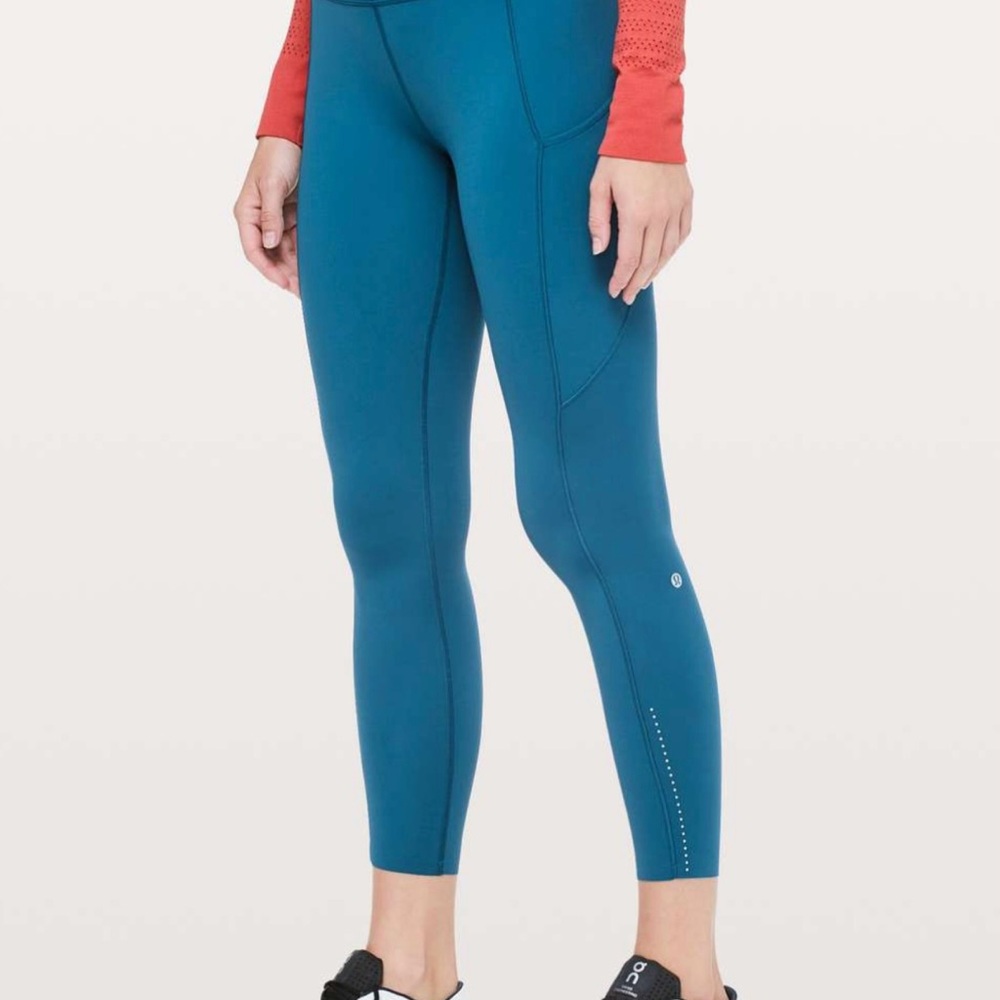 Lululemon Carbon Blue Leggings Size 8